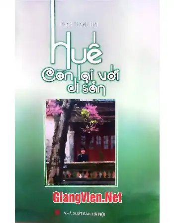 Ảnh bìa của Huế còn lại với di sản