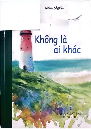 Ảnh bìa của Không là ai khác