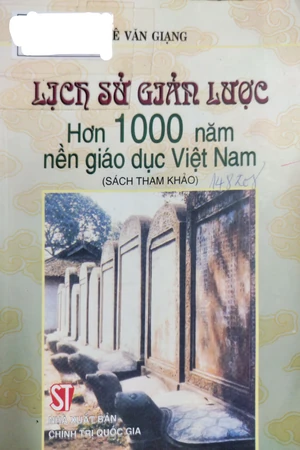 Ảnh bìa của Lịch sử giản lược hơn 1000 năm nền giáo dục Việt Nam