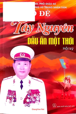 Ảnh bìa của Tây nguyên dấu ấn một thời