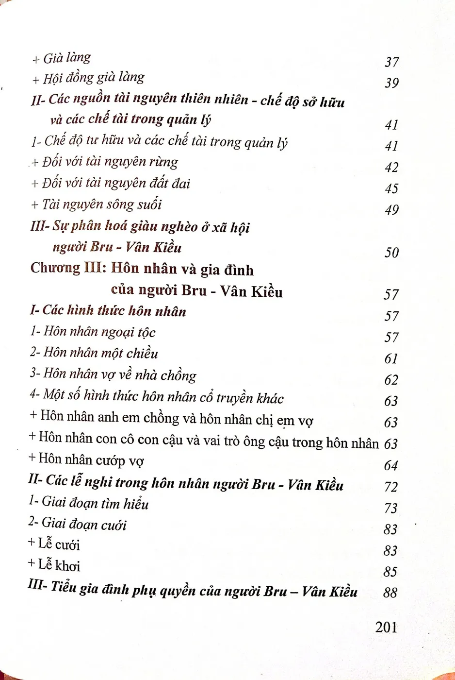 Mục lục chi tiết trang 2 sách Văn hóa dân gian người Bru - Vân kiều ở Quảng Trị