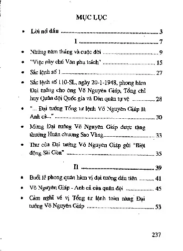 Trang bìa chính thức sách Đại tướng Tổng tư lệnh Võ Nguyên Giáp, đại tướng của nhân dân của hòa bình