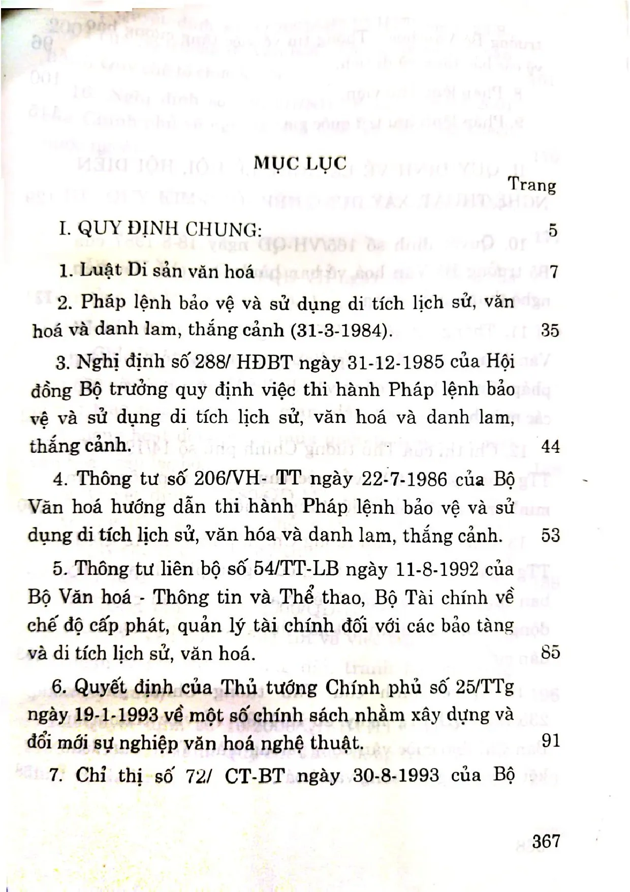 Trang bìa chính thức sách Những quy định của pháp luật về bảo vệ di sản văn hóa