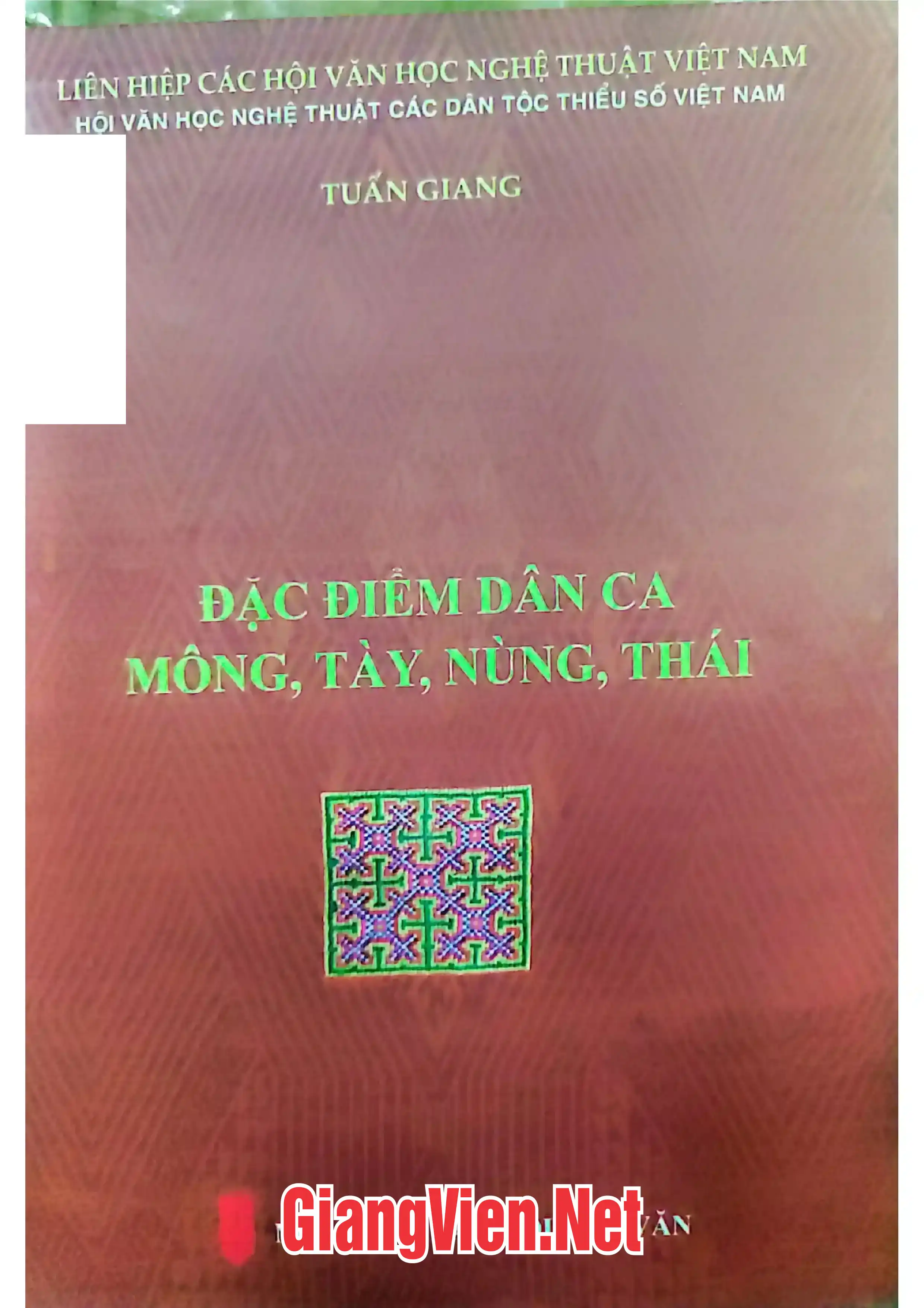 Ảnh bìa của Đặc điểm dân ca Mông, Tày, Nùng, Thái