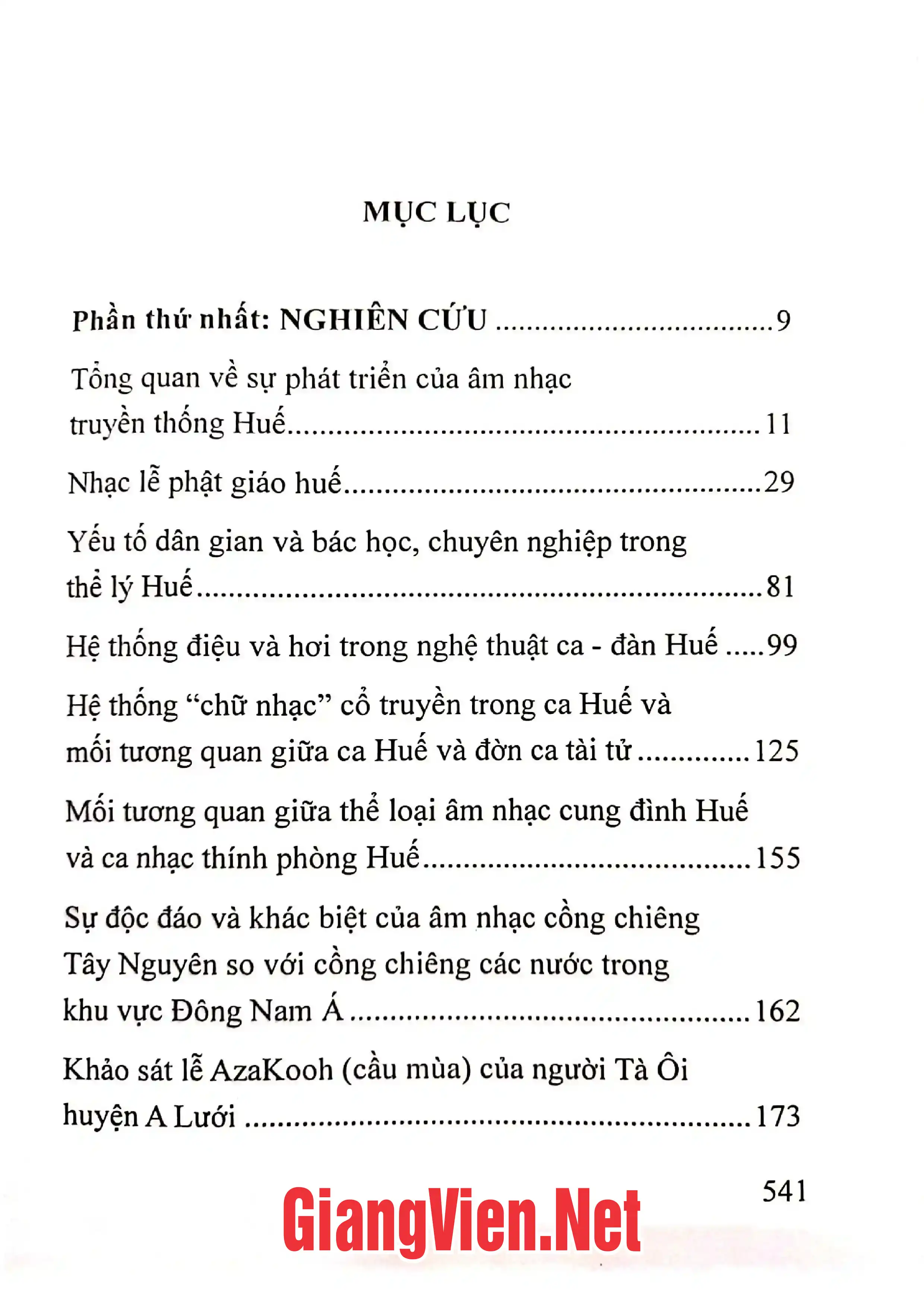 Trang bìa chính thức sách Tuyển tập nghiên cứu, phê bình âm nhạc truyền thống Việt Nam