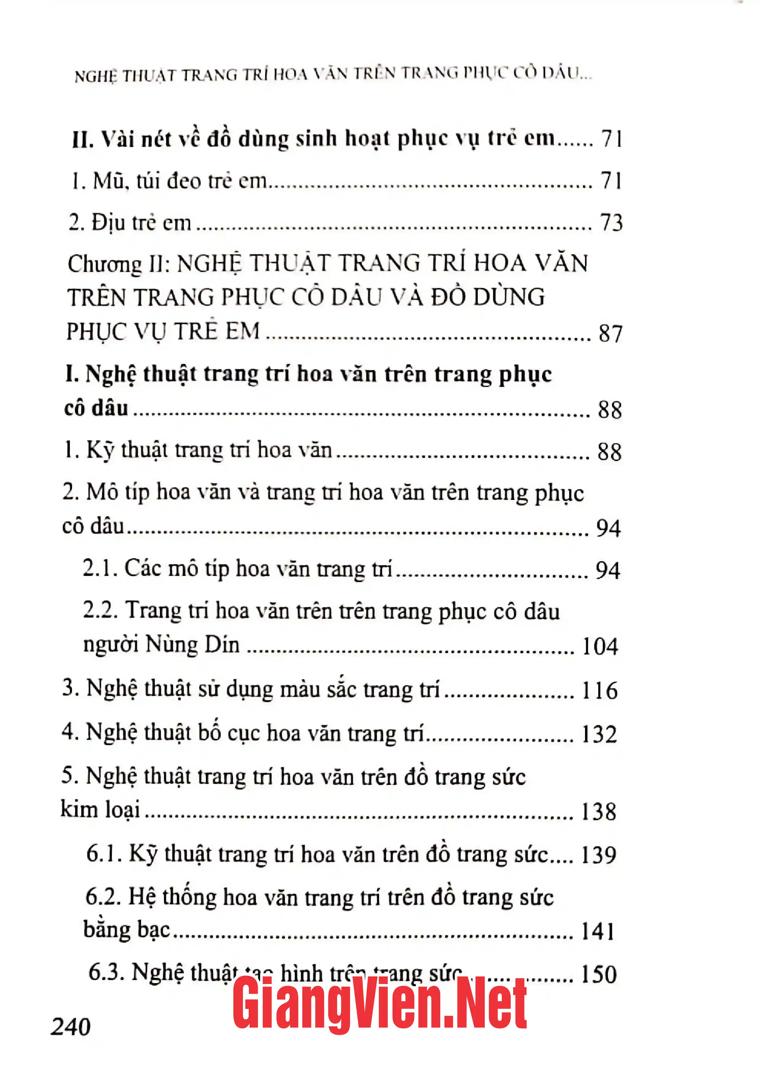 Ảnh minh họa nội dung cuốn sách: Nghệ thuật trang trí hoa văn trên trang phục cô dâu và đồ dùng cho trẻ em của người Nùng Dín ở Lào Cai.