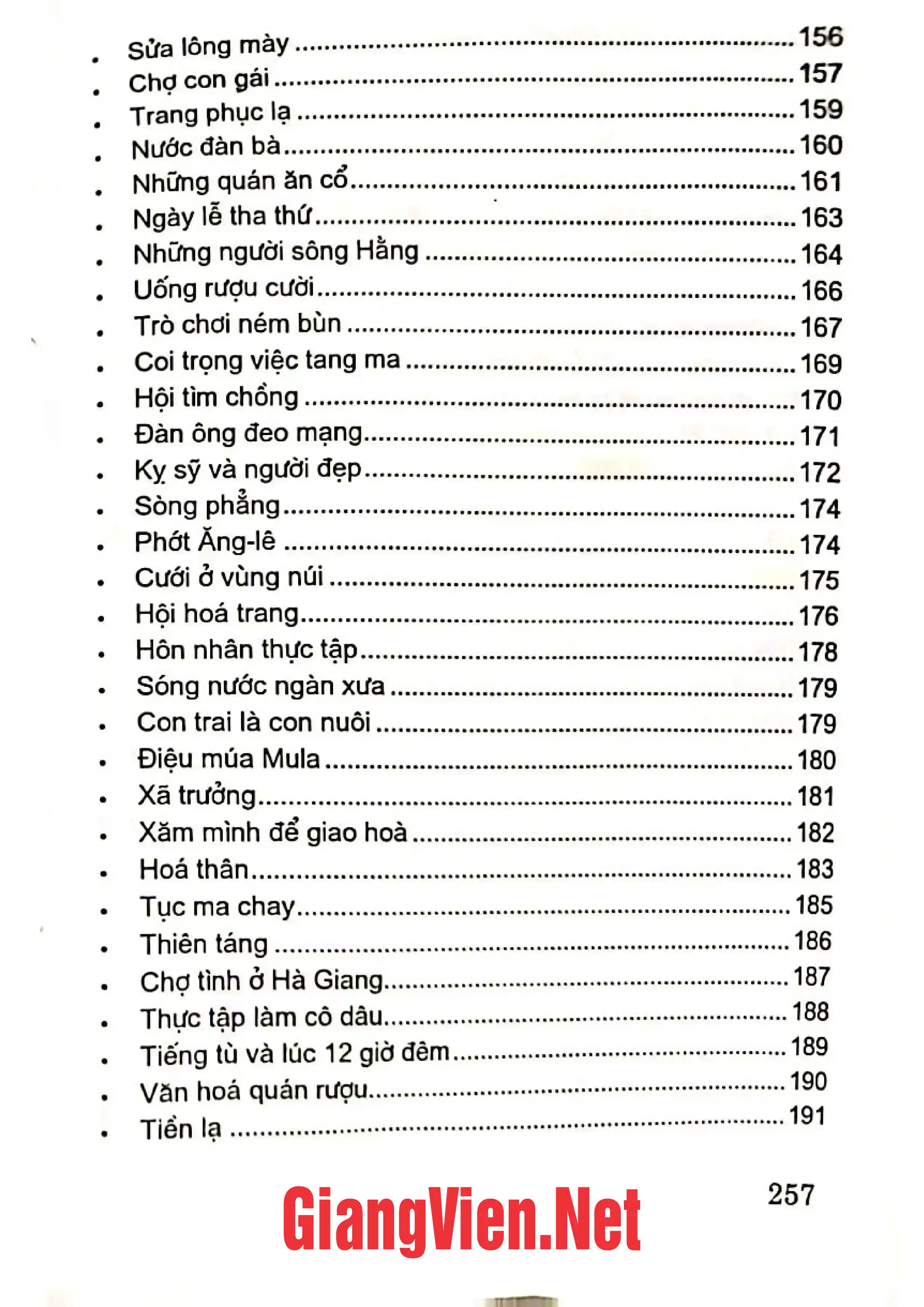 Nội dung trang phụ bản giới thiệu sách Những phong tục lạ thế giới