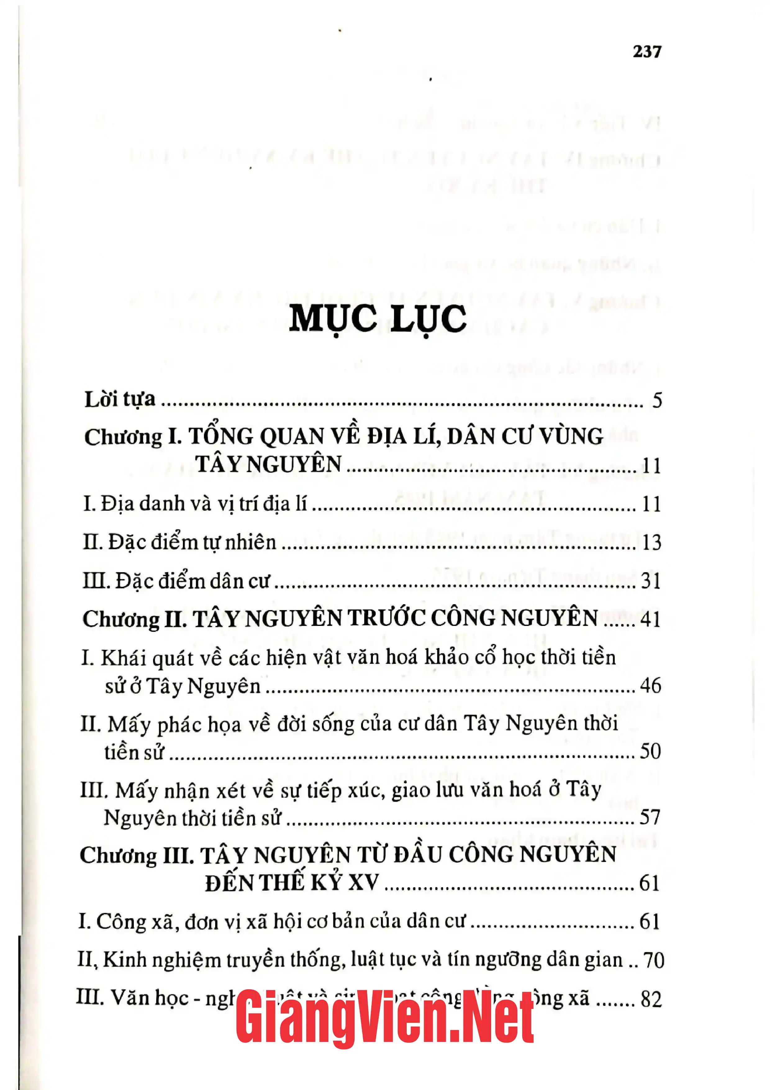 Trang bìa chính thức sách Tây Nguyênnhững chặng đường lịch sử văn hóa