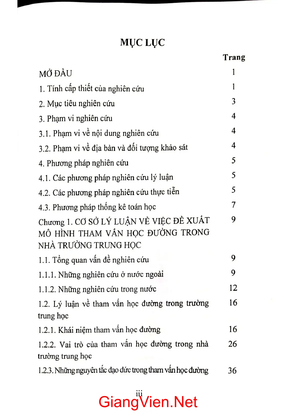 Trang bìa chính thức sách Mô hình tham vấn học đường ở trường trung học của Đinh Thị Hồng Vân và Vũ Đình Bảy