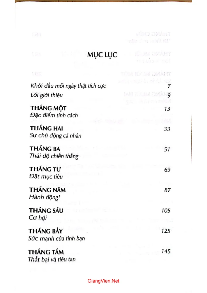 Trang bìa chính thức sách Nghĩ giàu làm giàu 365 ngày