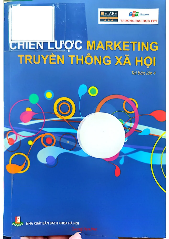 Ảnh bìa của Chiến lược marketing truyền thông xã hội