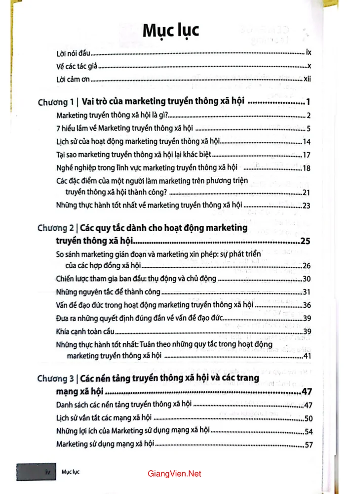 Trang bìa chính thức sách Chiến lược marketing truyền thông xã hội
