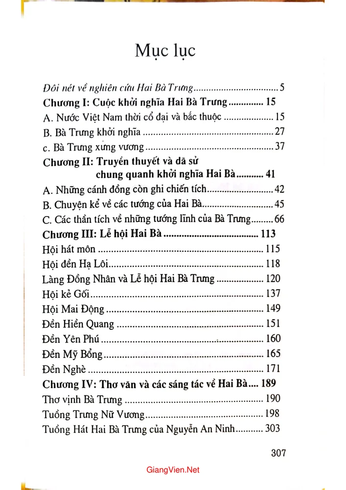 Trang bìa chính thức sách Hai Bà Trưng trong văn hóa Việt Nam