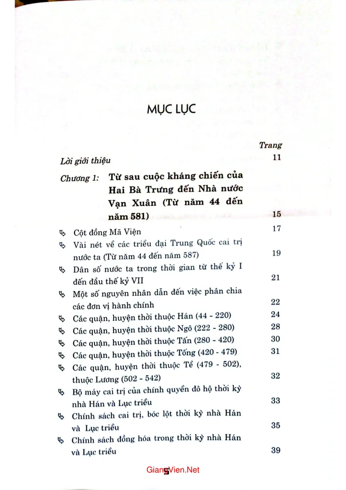 Trang bìa chính thức sách Lịch sử Việt Nam phổ thông tập 2 Từ khởi nghĩa Hai Bà Trưng đến thế kỷ X
