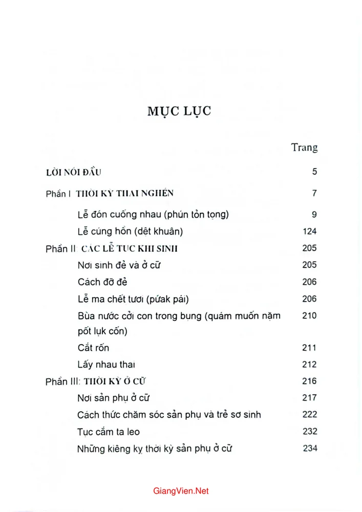 Trang bìa chính thức sách Khi đứa trẻ dân tộc Thái chào đời