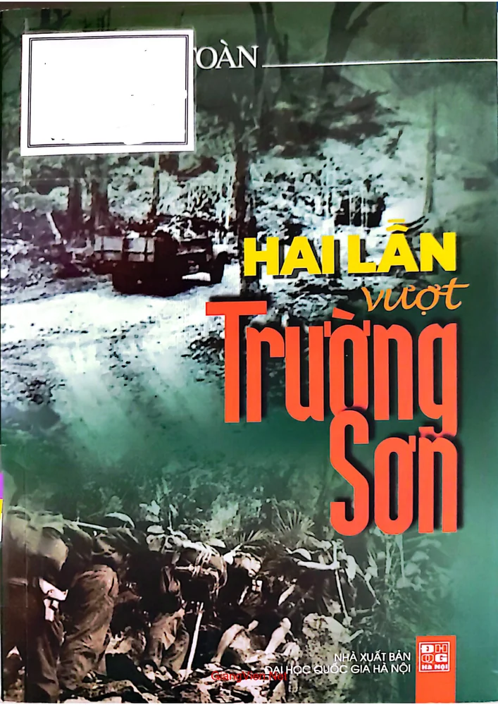 Ảnh bìa của Hai lần vượt Trường Sơn