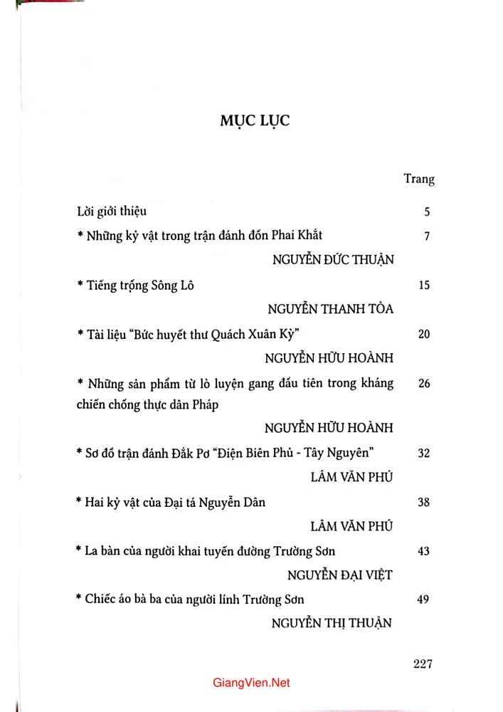 Trang bìa chính thức sách Kỷ vật kháng chiến