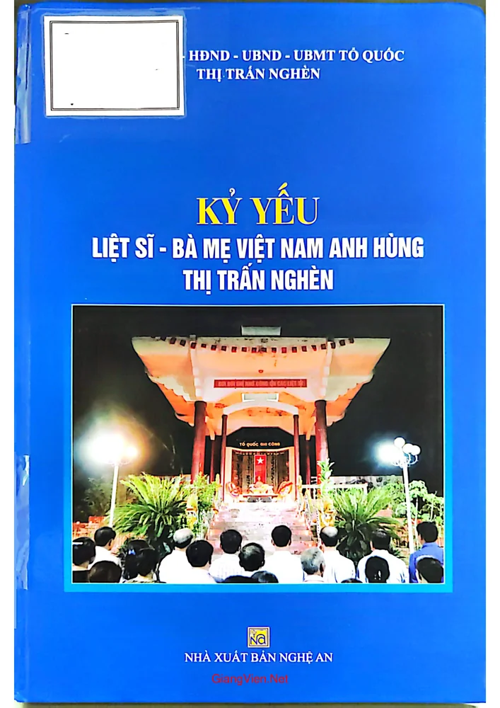 Ảnh bìa của Kỷ yếu Liệt sĩ Bà mẹ Việt Nam anh hùng thị trấn Nghèn
