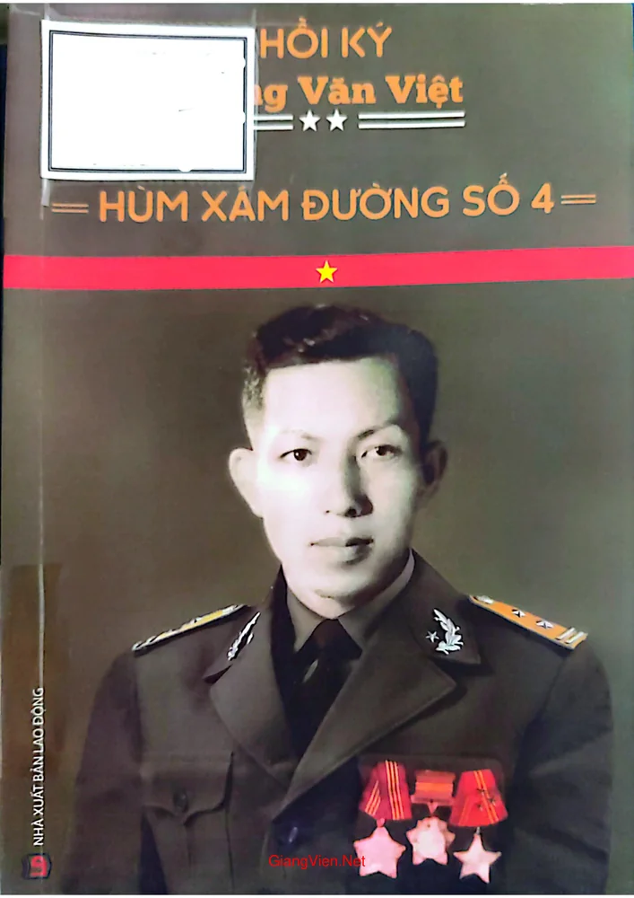 Ảnh bìa của Hồi ký Đặng Văn Việt Hùm xám đường số 4