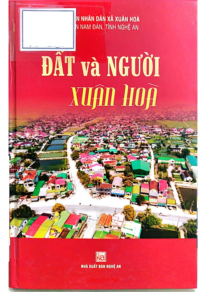 Ảnh bìa của Đất và Người Xuân Hòa