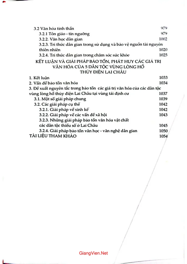 Trang 7 - Ảnh minh họa nội dung sách Văn hóa các dân tộc vùng lòng hồ thủy điện Lai Châu