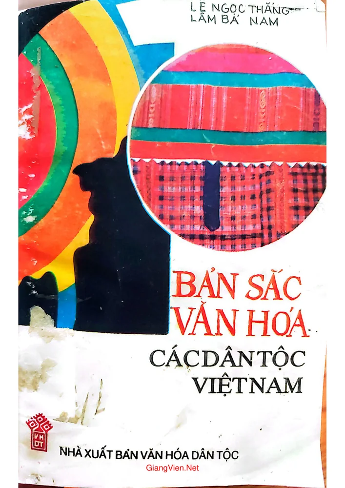Ảnh bìa của Bản sắc văn hóa các dân tộc Việt Nam