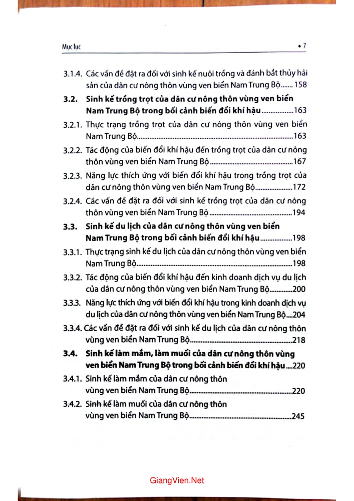 Mục lục chi tiết trang 2 sách Sinh kế bền vững thích ứng với biến đổi khí hậu của dân cư nông thôn vùng ven biển Nam Trung Bộ - Từ tiếp cận sinh thái nhân văn