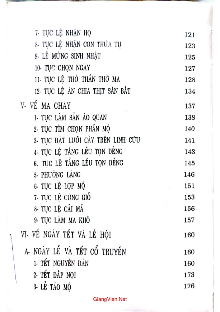 Trang 4 - Ảnh minh họa nội dung sách Phong tục tập quán dân tộc Tày ở Việt Bắc