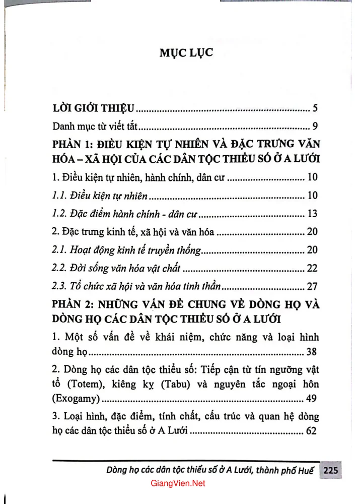 Trang 1 - Ảnh minh họa nội dung sách Dòng họ các dân tộc thiểu số ở A Lưới, thành phố Huế 2025