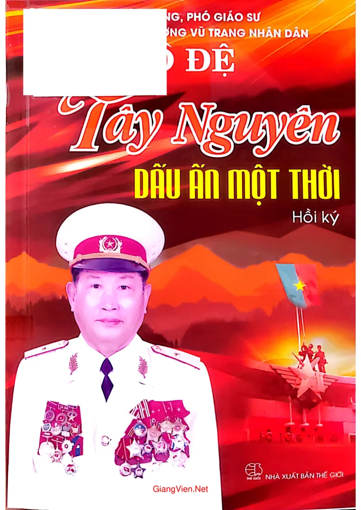 Ảnh bìa của Tây nguyên dấu ấn một thời