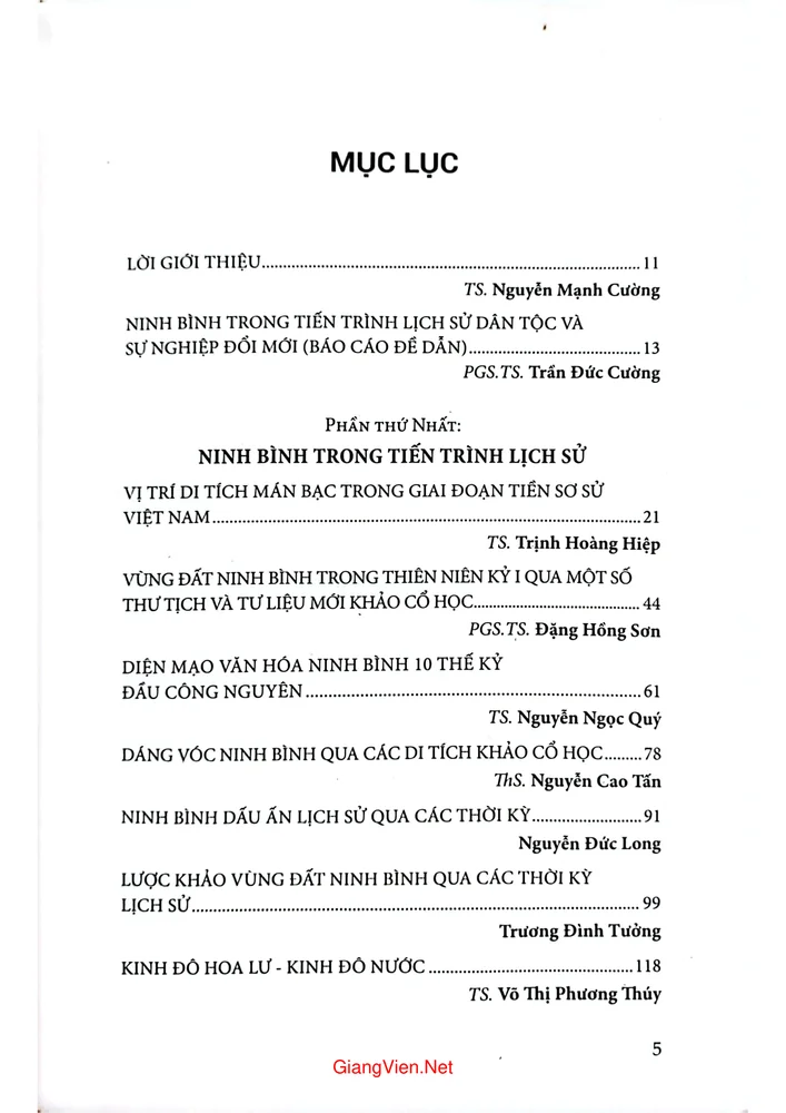 Trang 1 - Ảnh minh họa nội dung sách Ninh Bình trong tiến trình lịch sử và sự nghiệp đổi mới