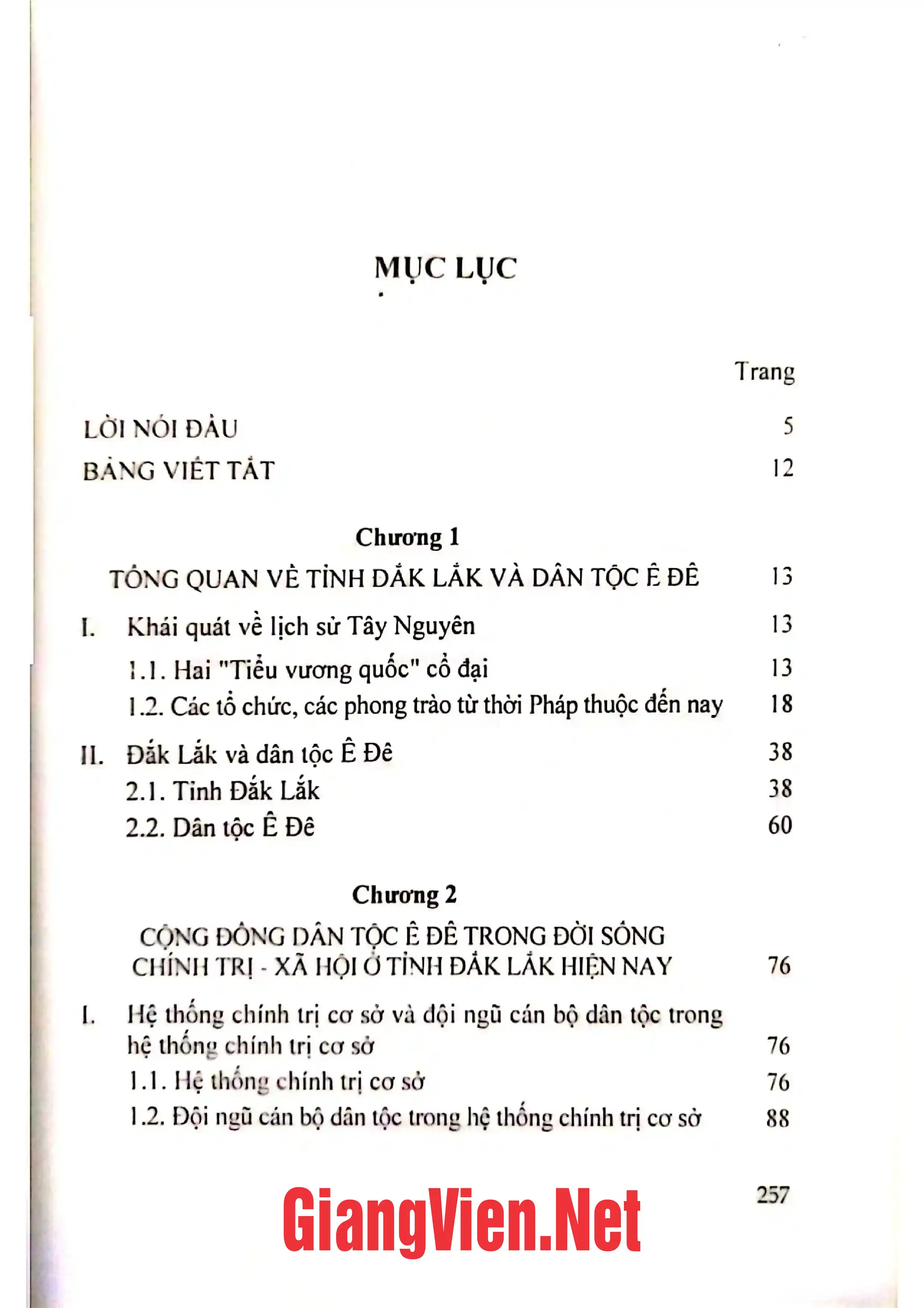 Ảnh minh họa nội dung cuốn sách: Cộng đồng dân tộc Ê Đê ở tỉnh Đắk Lắk hiện nay