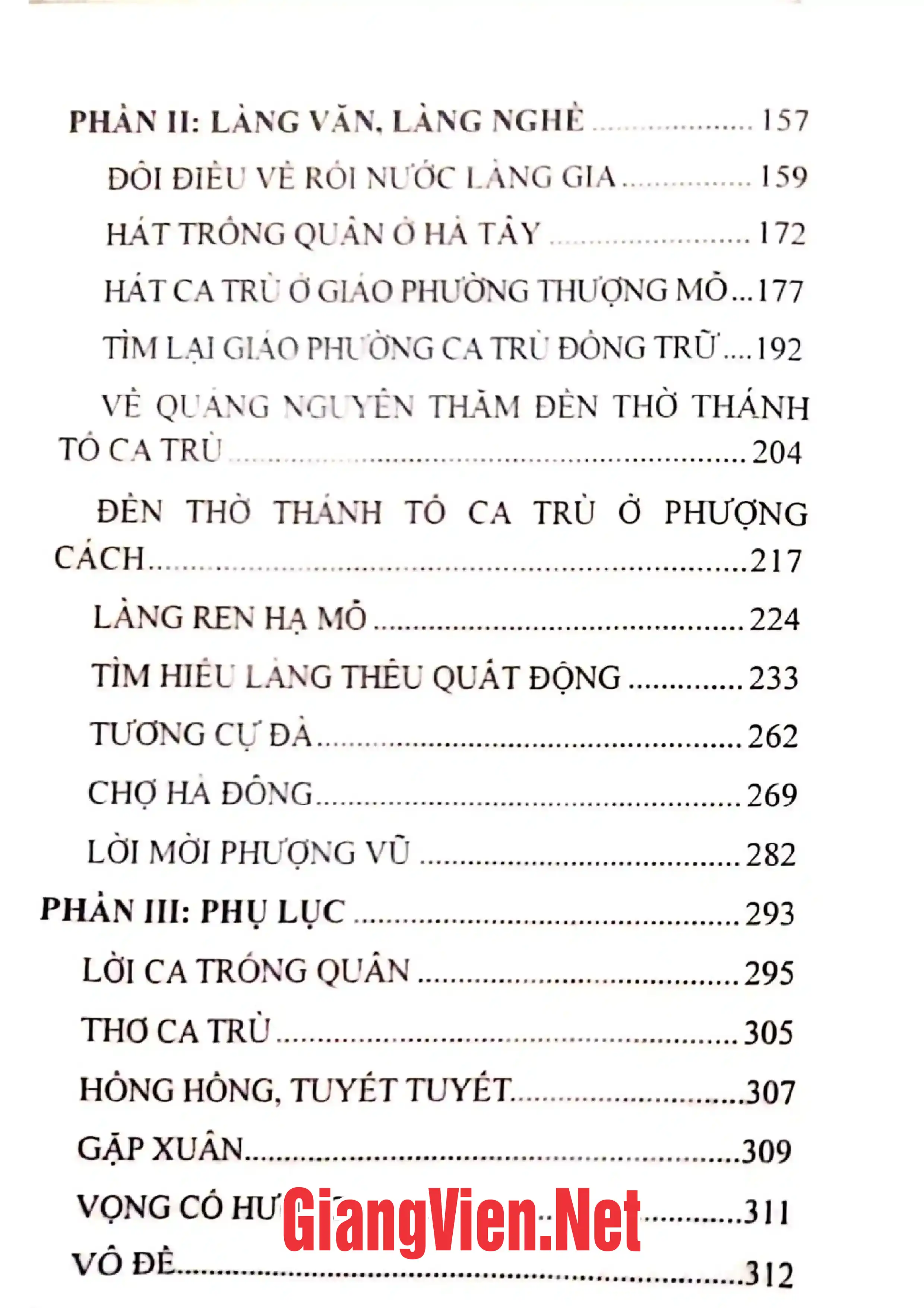 Ảnh minh họa nội dung cuốn sách: Tục tắt đèn đêm hội Giã La Tìm hiểu truyền thống văn hóa làng một số địa phương tiêu biểu ở Hà Tây.