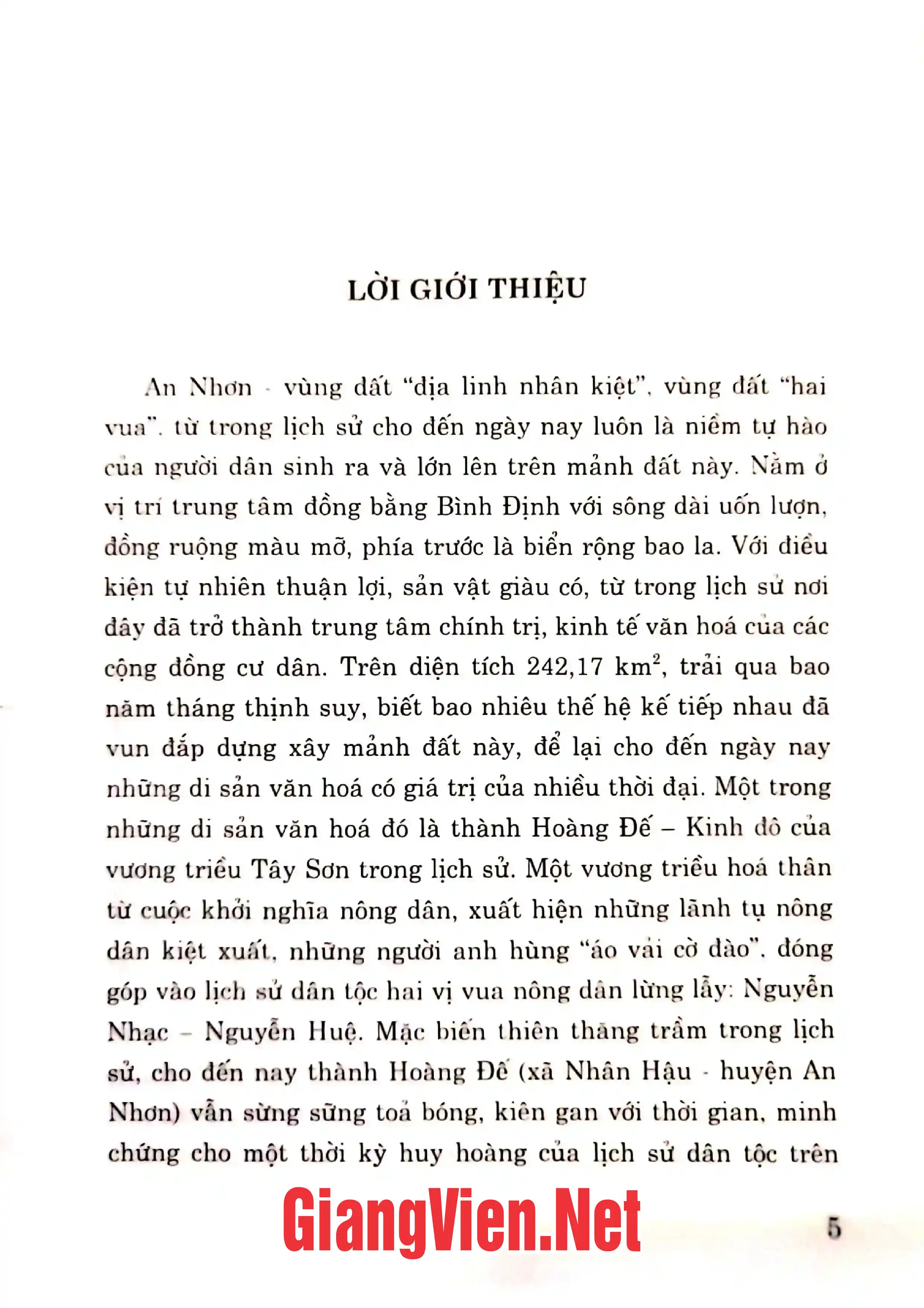 Ảnh minh họa nội dung cuốn sách: Thành hoàng đế Kinh đô vương triều Tây Sơn