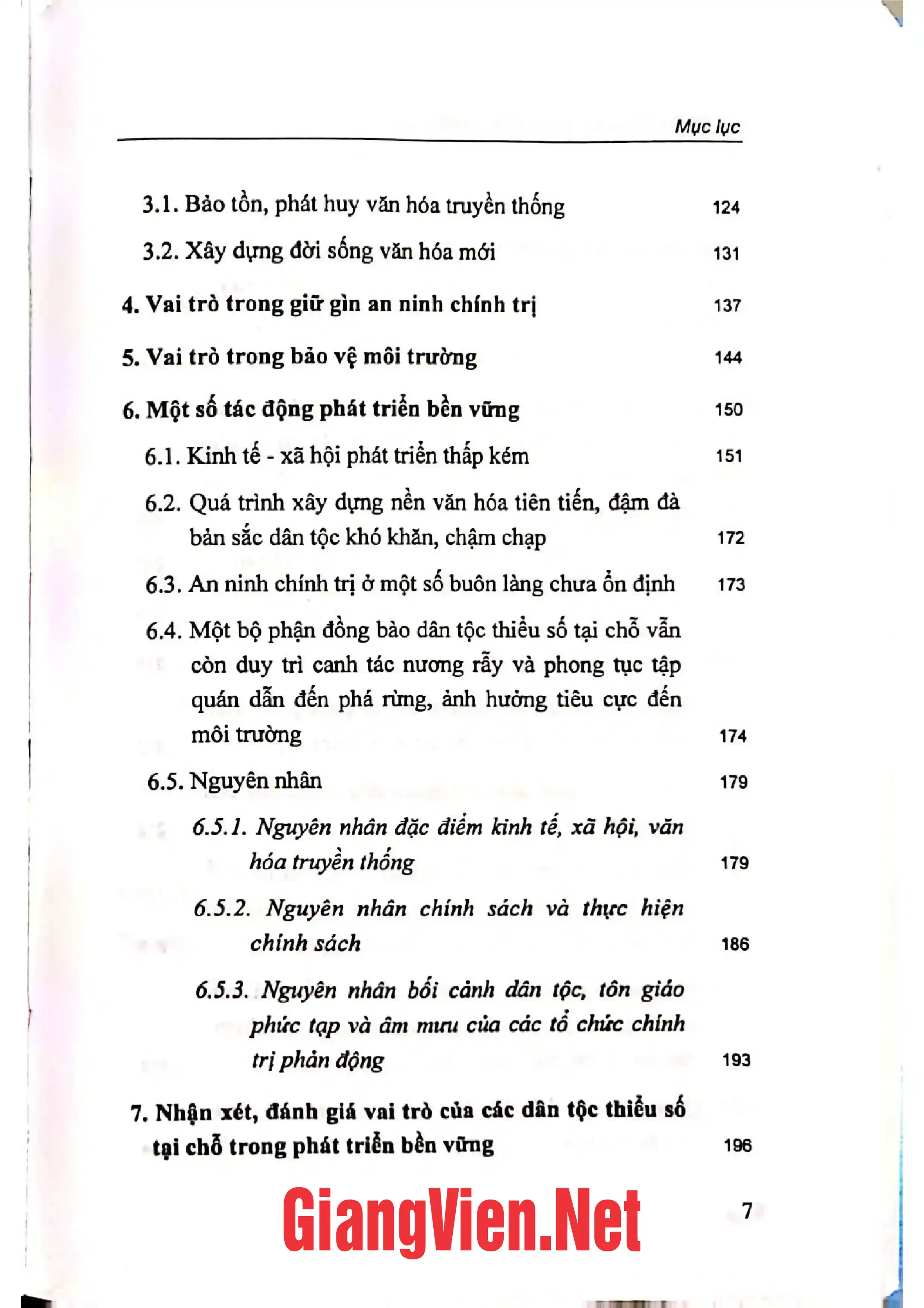 Ảnh minh họa nội dung cuốn sách: Vai trò của các dân tộc thiểu số tại chỗ trong phát triển bền vững vùng Tây Nguyên