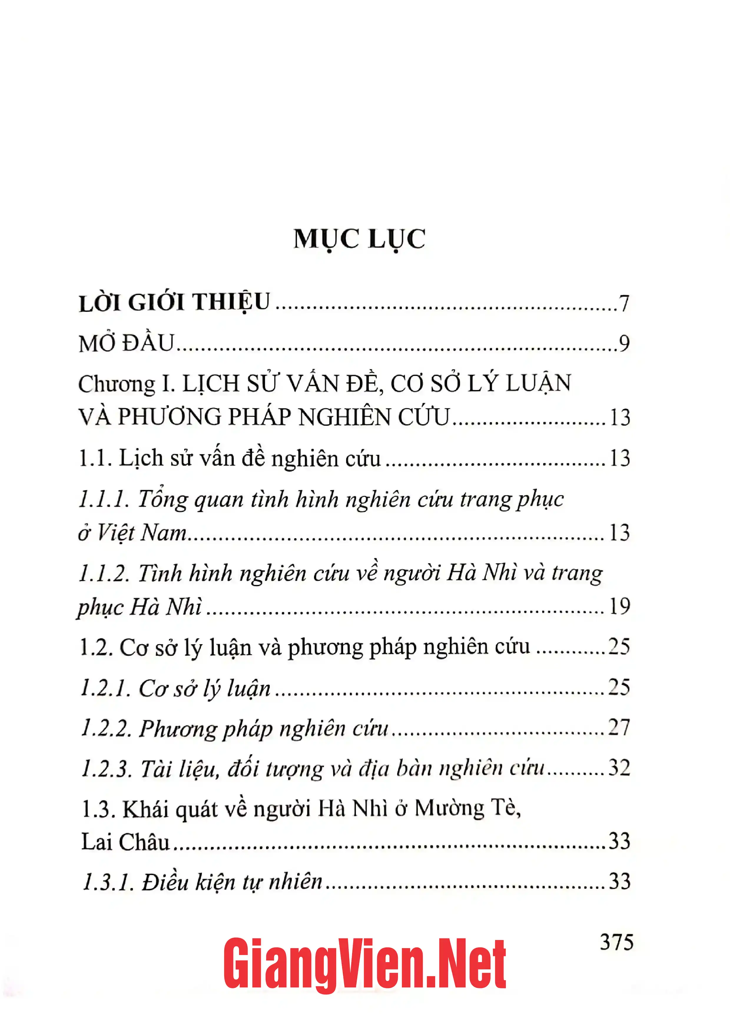 Ảnh minh họa nội dung cuốn sách: Trang phục của người Hà Nhì ở huyện Mường Tè, tỉnh Lai Châu