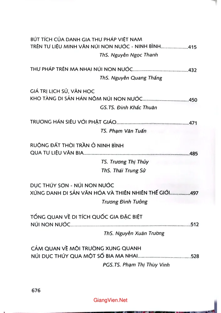Trang 4 - Ảnh minh họa nội dung sách Kỷ yếu hội thảo - Nghiên cứu, đánh giá giá trị hệ thống văn bia tại di tích quốc gia đặc biệt Núi Non Nước