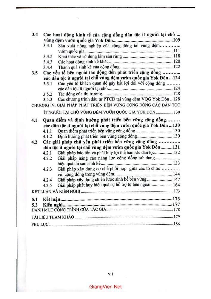 Trang 3 - Ảnh minh họa nội dung sách Thực trạng và giải pháp kinh tế xã hội chủ yếu phát triển bền vững cộng đồng các dân tộc ít người tại chỗ vùng đệm Vườn quốc gia
