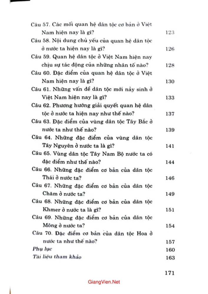 Trang 5 - Ảnh minh họa nội dung sách Hỏi đáp về dân tộc học và một số vấn đề về dân tộc học ở Việt Nam hiện nay