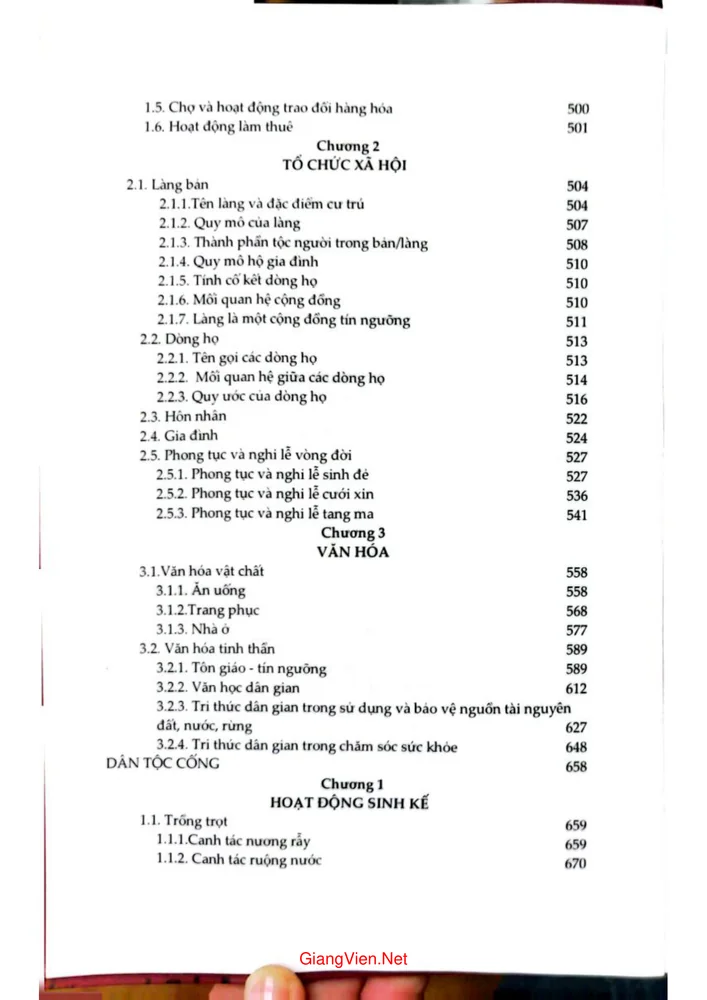 Trang 4 - Ảnh minh họa nội dung sách Văn hóa các dân tộc vùng lòng hồ thủy điện Lai Châu