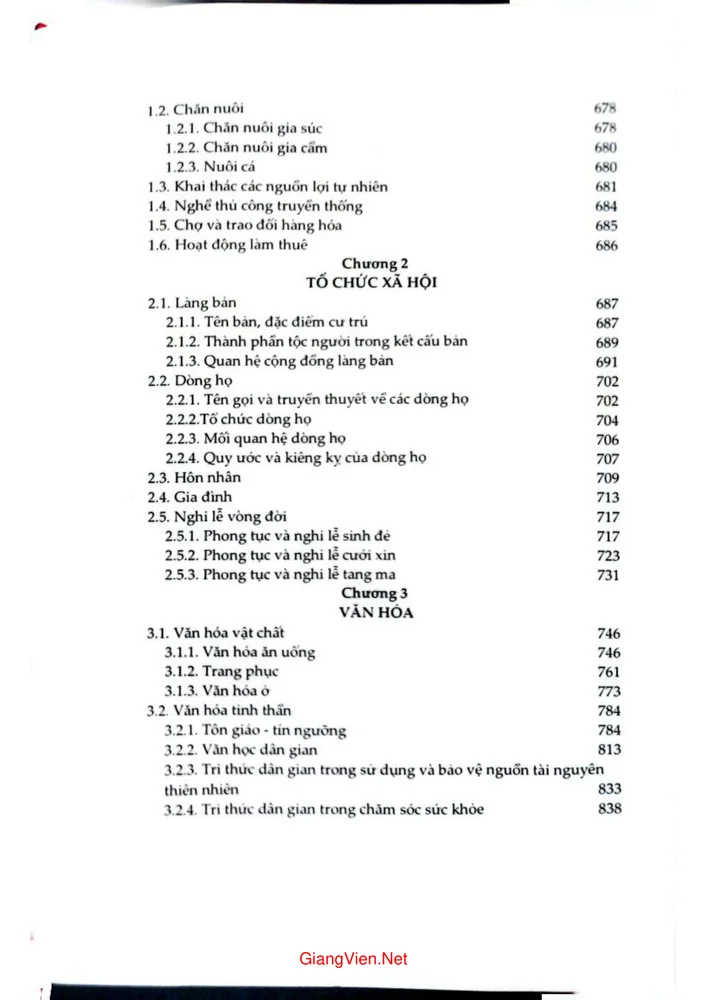 Trang 5 - Ảnh minh họa nội dung sách Văn hóa các dân tộc vùng lòng hồ thủy điện Lai Châu