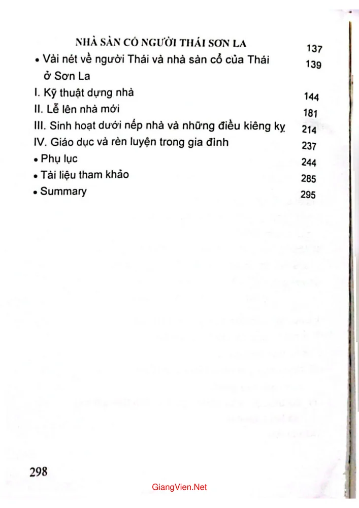 Trang 2 - Ảnh minh họa nội dung sách Nhà cổ truyền của người Cơ Tu và người Thái