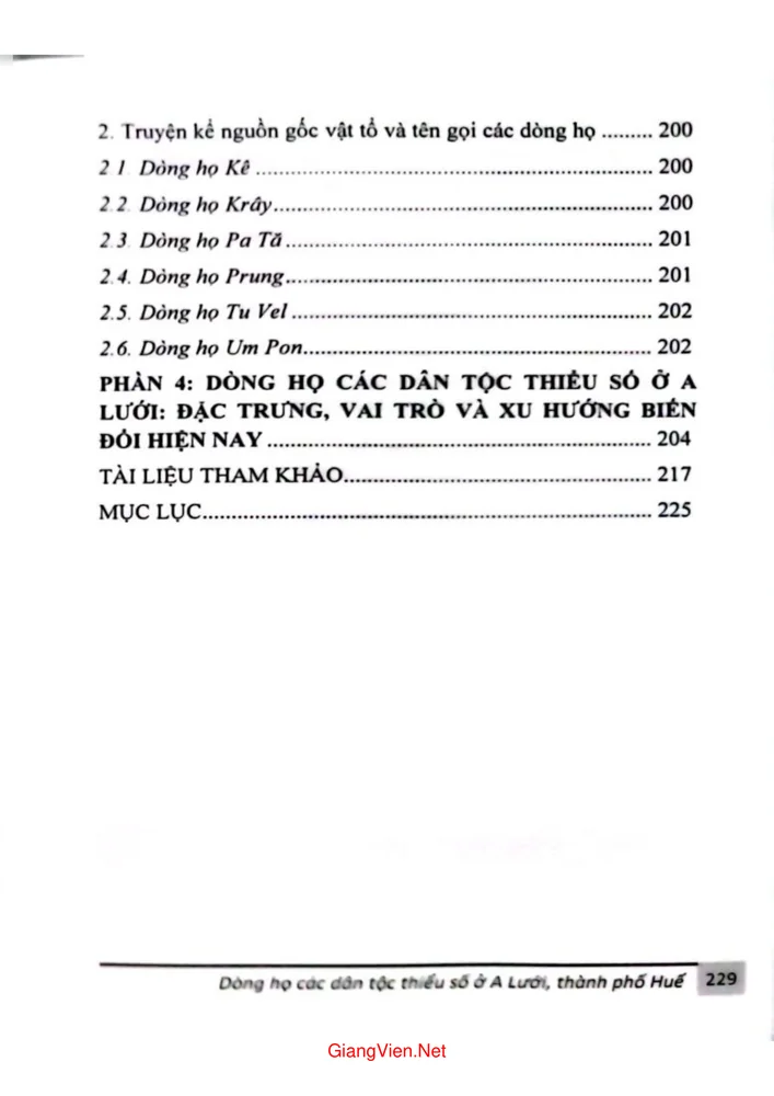 Trang 5 - Ảnh minh họa nội dung sách Dòng họ các dân tộc thiểu số ở A Lưới, thành phố Huế 2025