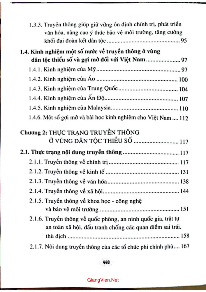 Trang 2 - Ảnh minh họa nội dung sách Giải pháp nâng cao hiệu quả truyền thông cho đồng bào dân tộc hiện nay