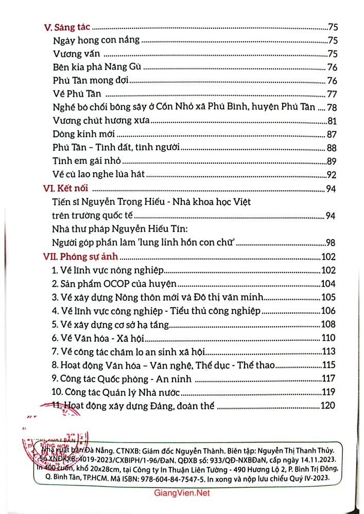 Trang 2 - Ảnh minh họa nội dung sách Phú Tân 55 năm đấu tranh hình thành và phát triển