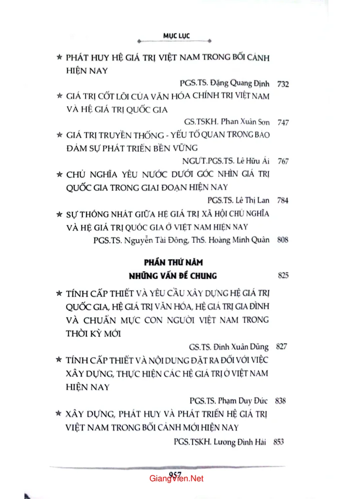 Trang 6 - Ảnh minh họa nội dung sách Hệ giá trị Quốc gia, hệ giá trị văn hóa, hệ giá trị gia đình và chuẩn mực vin người Việt Nam trong thời kỳ mới