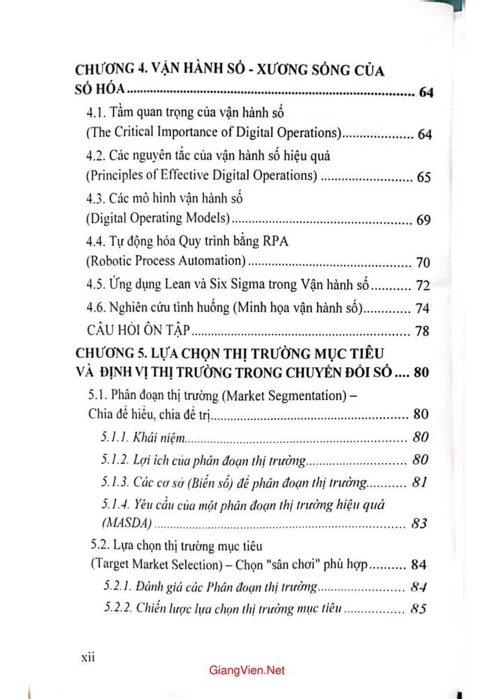 Trang 4 - Ảnh minh họa nội dung sách Chuyển đổi số ứng dụng