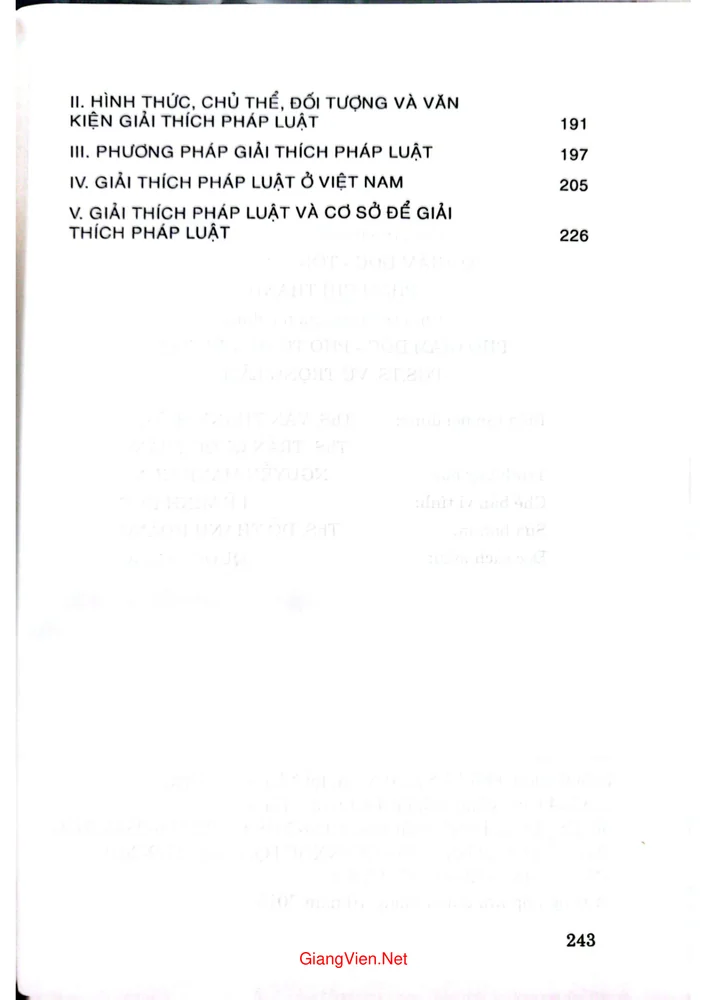 Trang 3 - Ảnh minh họa nội dung sách Thực hiện, áp dụng và giải thích pháp luật ở Việt Nam
