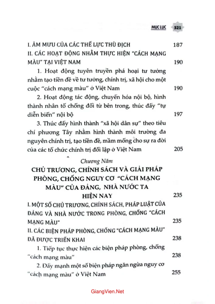 Trang 3 - Ảnh minh họa nội dung sách Sự sụp đổ của các chế độ chính trị trên thế giới qua các cuộc cách mạng màu, những bài học đối với Việt Nam