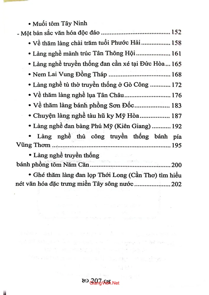Trang 3 - Ảnh minh họa nội dung sách Tinh hoa làng nghề truyền thống Việt Nam